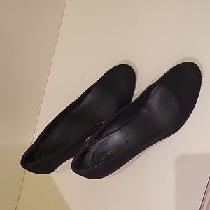 High heel shoes